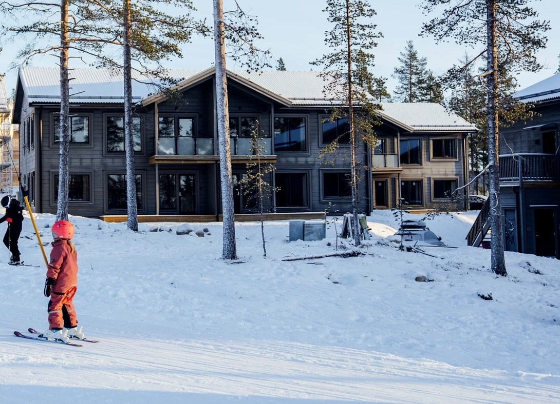 Skidbacken direkt utanför lägenheten
